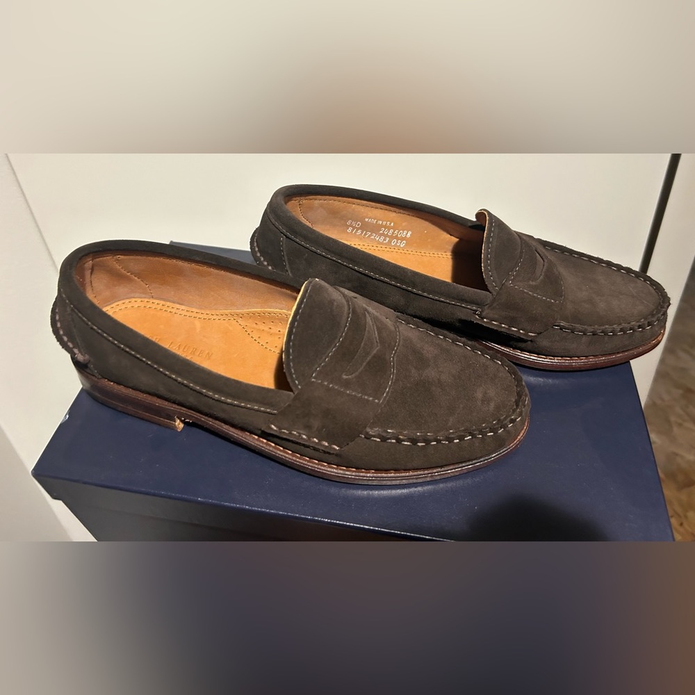 Men’s shoes.